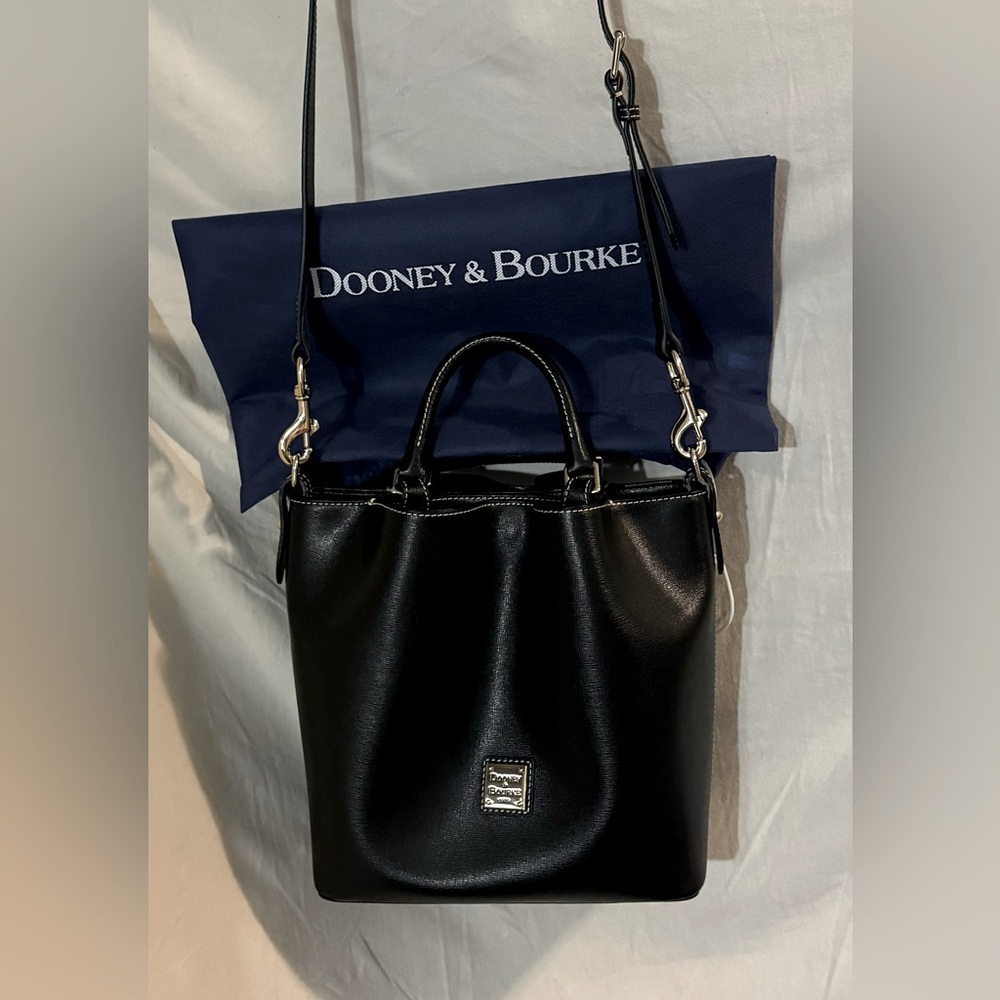 Dooney and Bourke small Florentine Barlow bag NWT